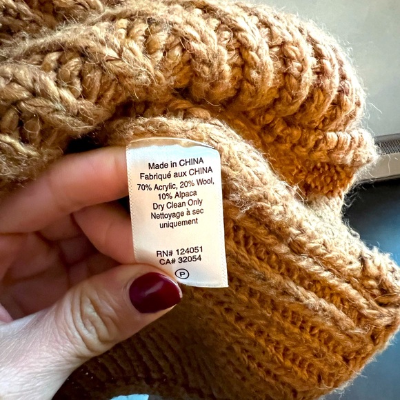 Odells Funnel Neck Slouch Sweater - Picture 5 of 5